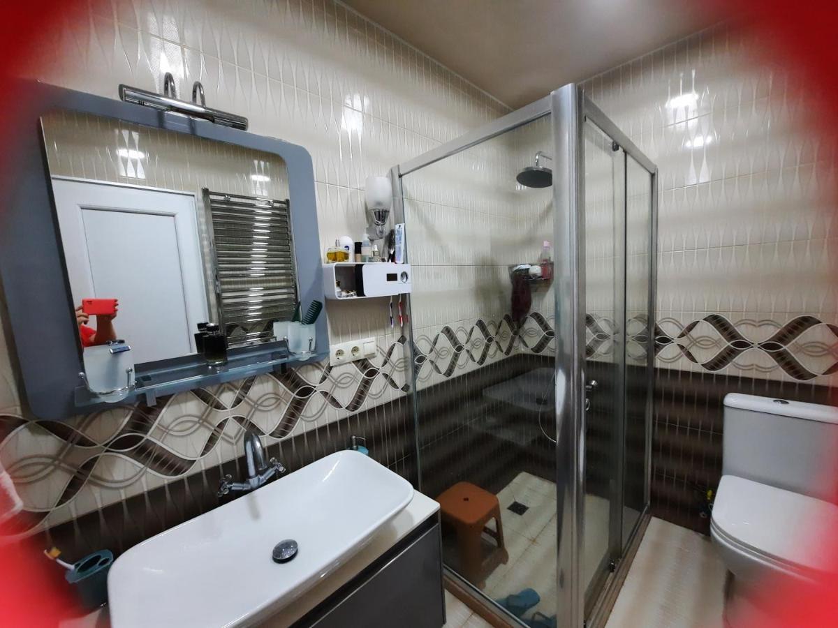 Apartment Desi With Sea View On The Beach In Batumi Exteriér fotografie
