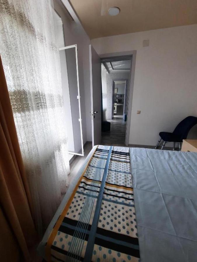 Apartment Desi With Sea View On The Beach In Batumi Exteriér fotografie